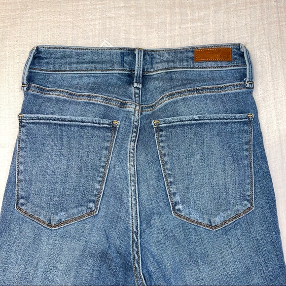 Abercrombie and Fitch High Rise Jeans - Picture 4 of 9